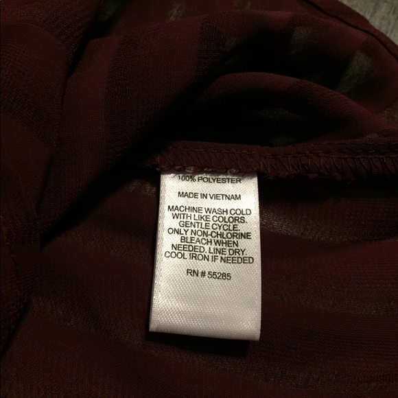 ♥️SOLD on Ⓜ️ Express button down shirt - Picture 7 of 7